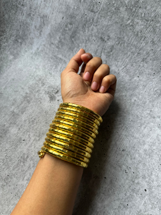 Anti Tarnish Brass Golden Metal Spiral Adjustable Bracelet