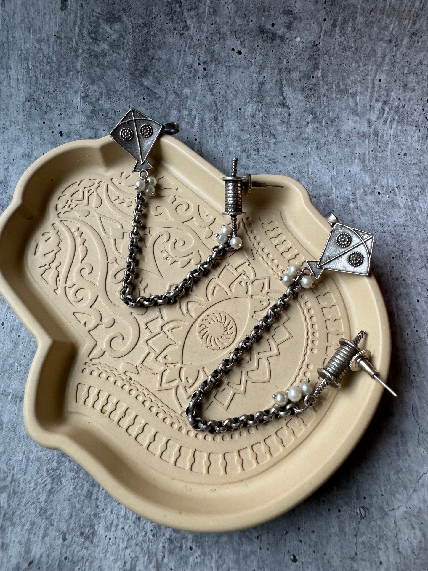 Premium Quality Silver Lookalike Kite Design Earring with Ear Cuff