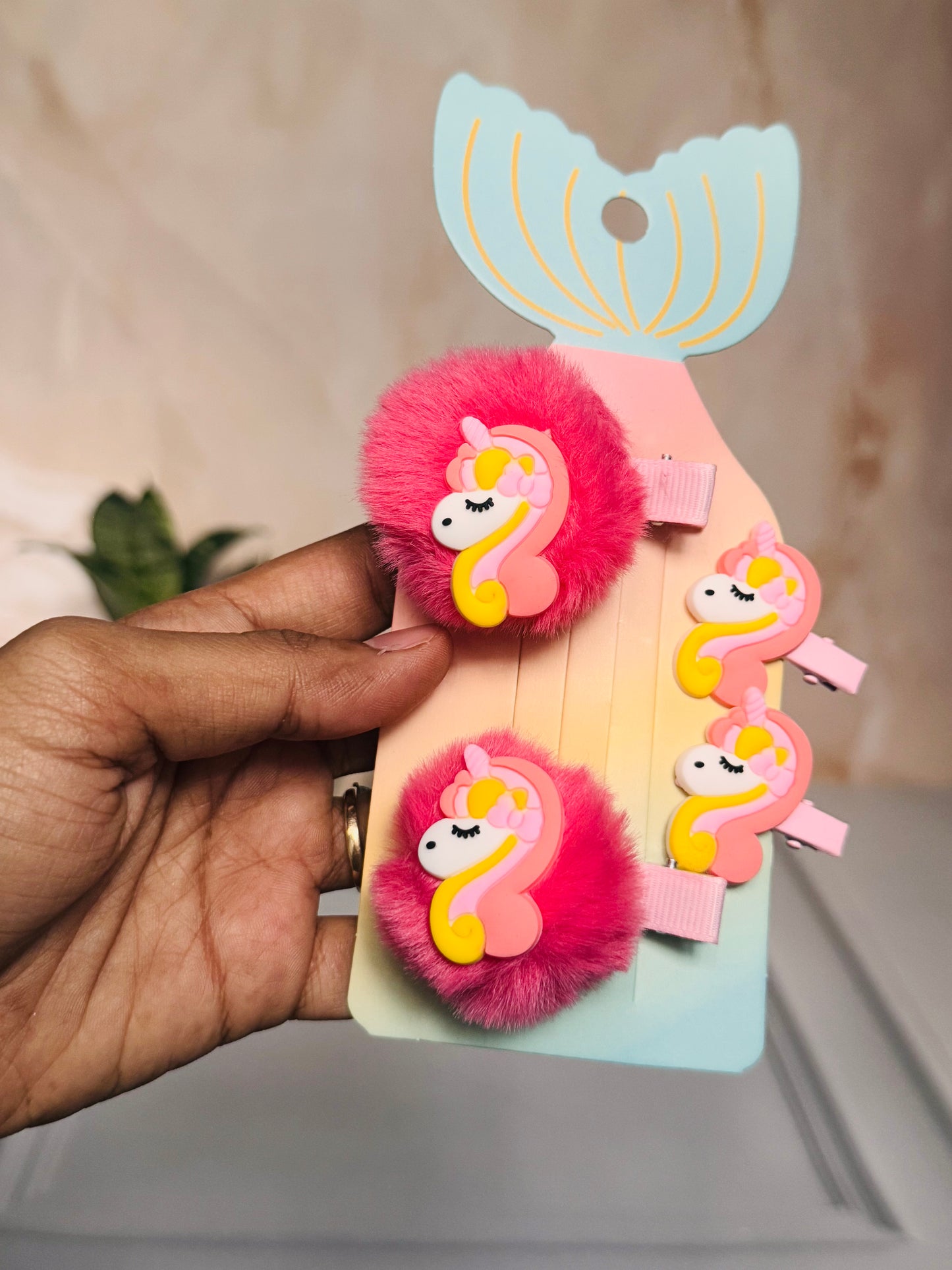 Cute Kawaii Hair Clips | Set of 4 | PomPomPurin, Kuromi, My Melody, Unicorn, Cinnamaroll