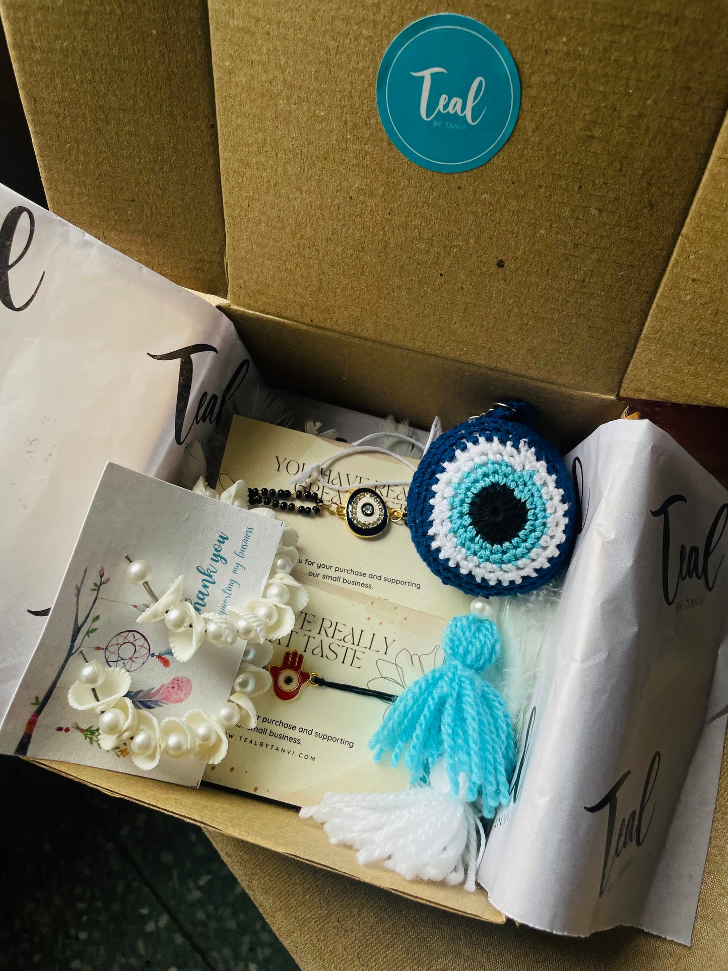 Feelin’ pretty! Gift Hamper Combo - Teal By Tanvi