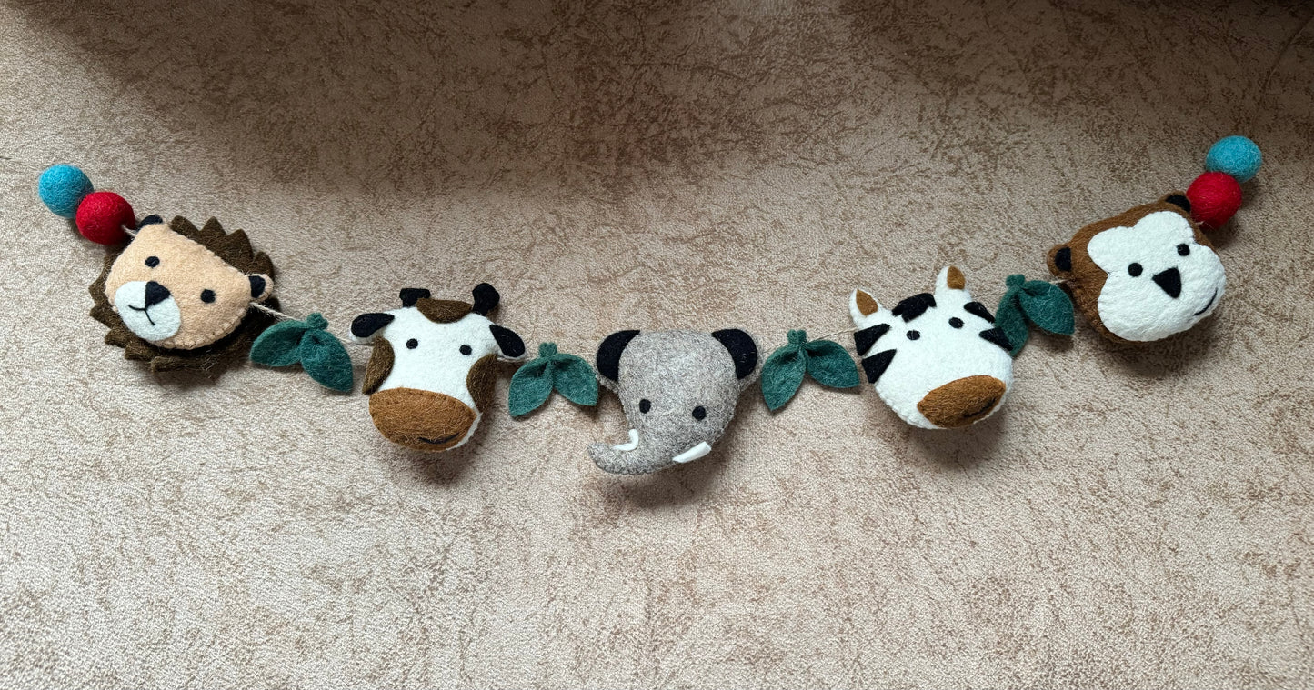 Felt Animals Hanging for crib/wall - Baby/Kids Room Decor