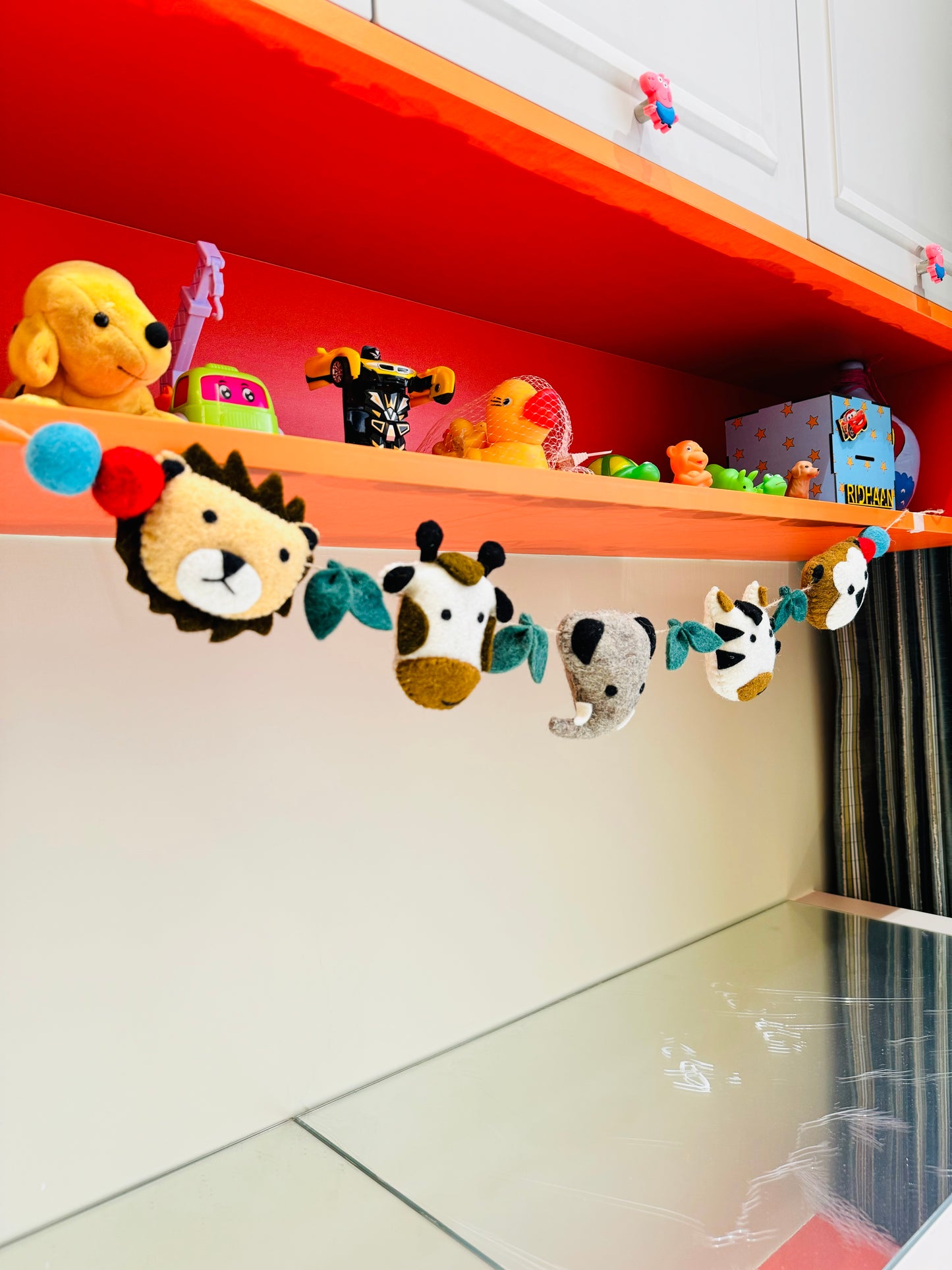 Felt Animals Hanging for crib/wall - Baby/Kids Room Decor