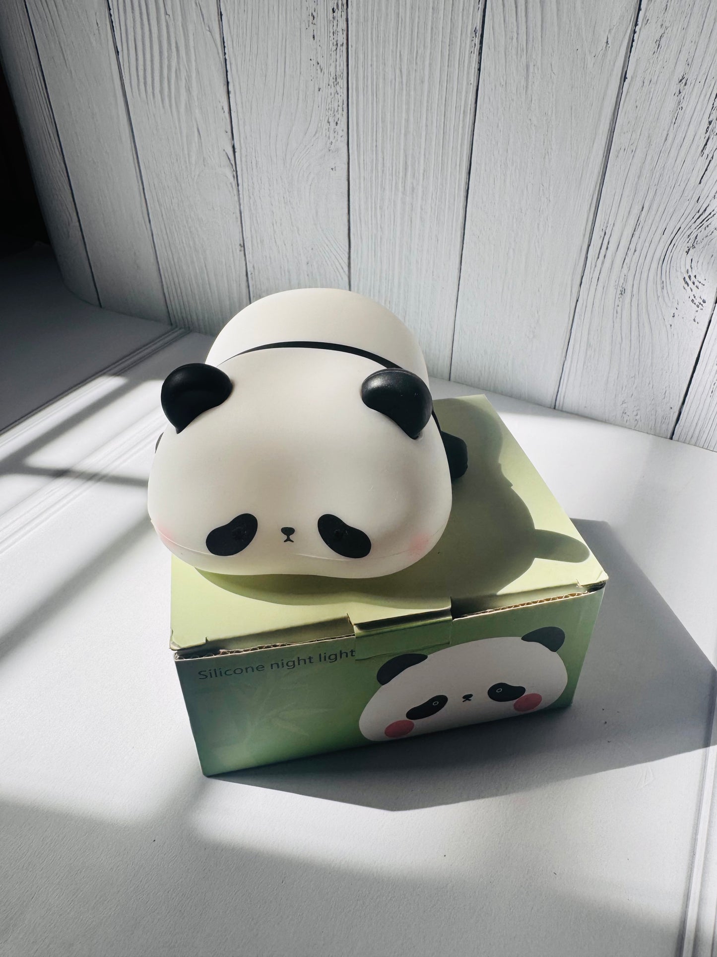 Cute Lazy Panda Silicone Night Light | Soft Touch Nursery Lamp | 3 Touch Brightness Levels