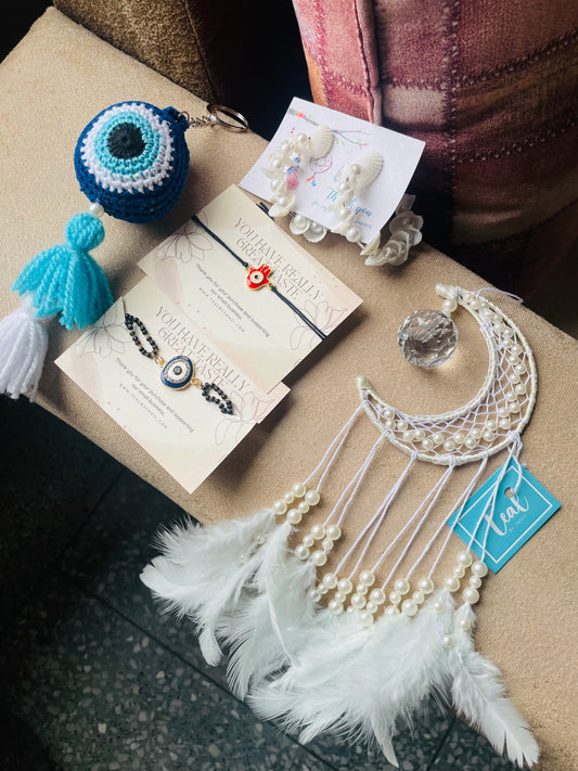 Feelin’ pretty! Gift Hamper Combo - Teal By Tanvi